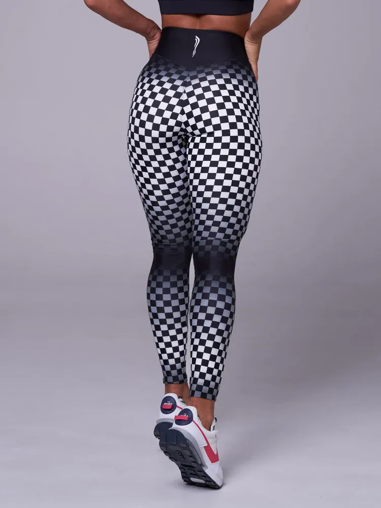 Спортивные леггинцы